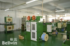 高絞機(jī)-電線(xiàn)電纜生產(chǎn)設(shè)備-2